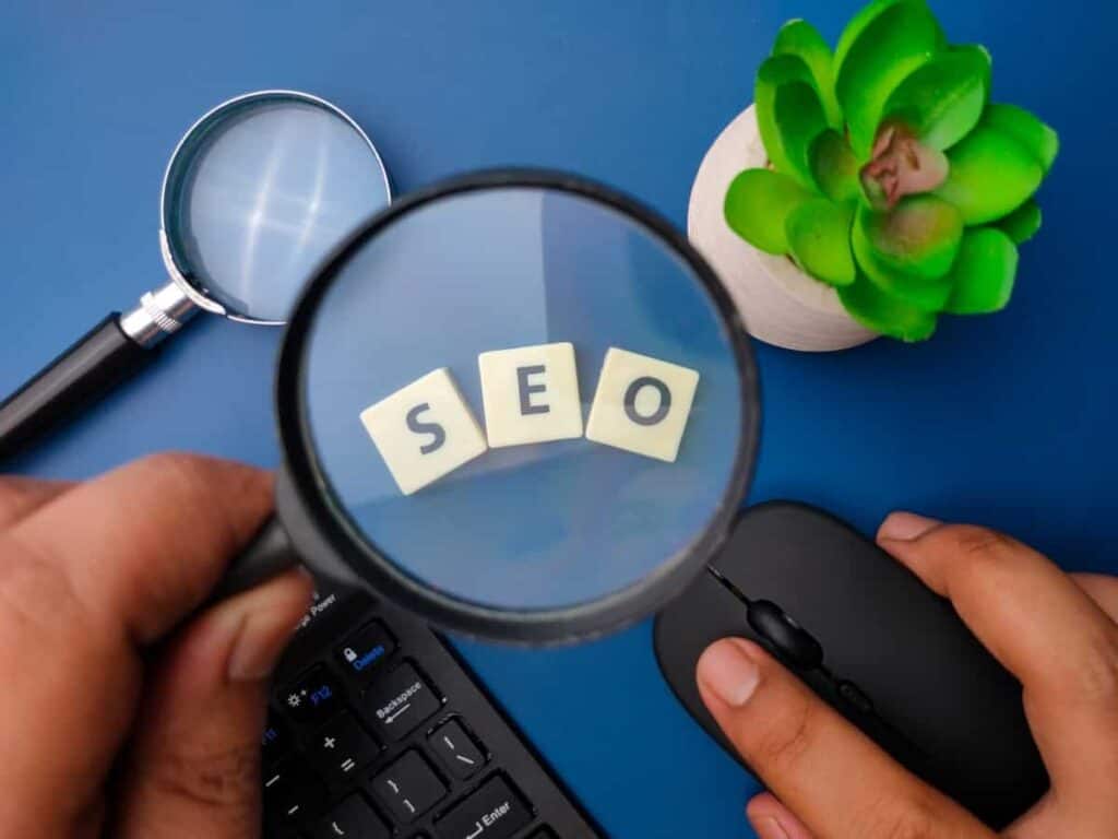 Marketing Maakindustrie: Verbetering van SEO-prestaties en Contentoptimalisatie